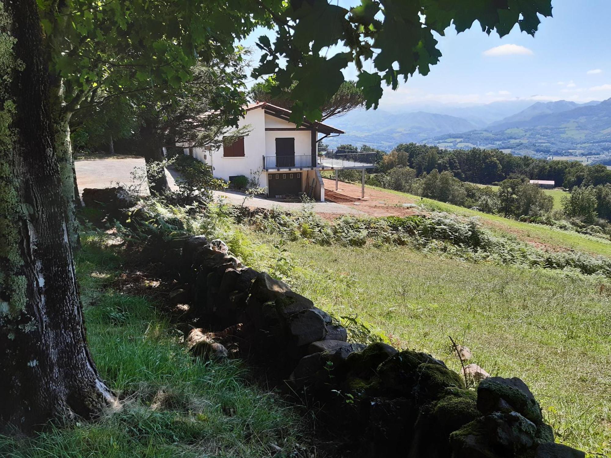 Maison Au Pays Basque, Calme Avec Vue Imprenable Sur Montagnes Irouleguy Esterno foto